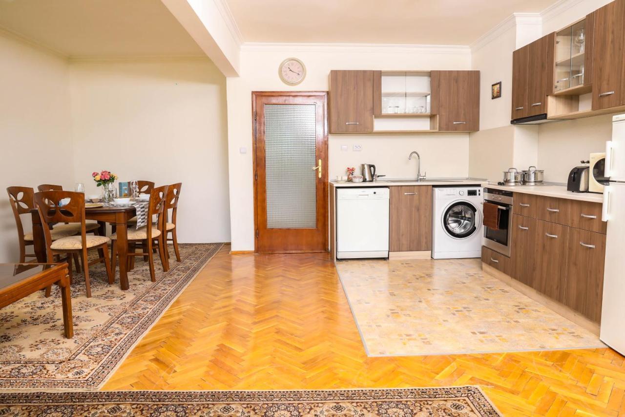 Krichim Apartments,Three-Bedroom, Large Apartment, Top Center Sofia Exterior photo
