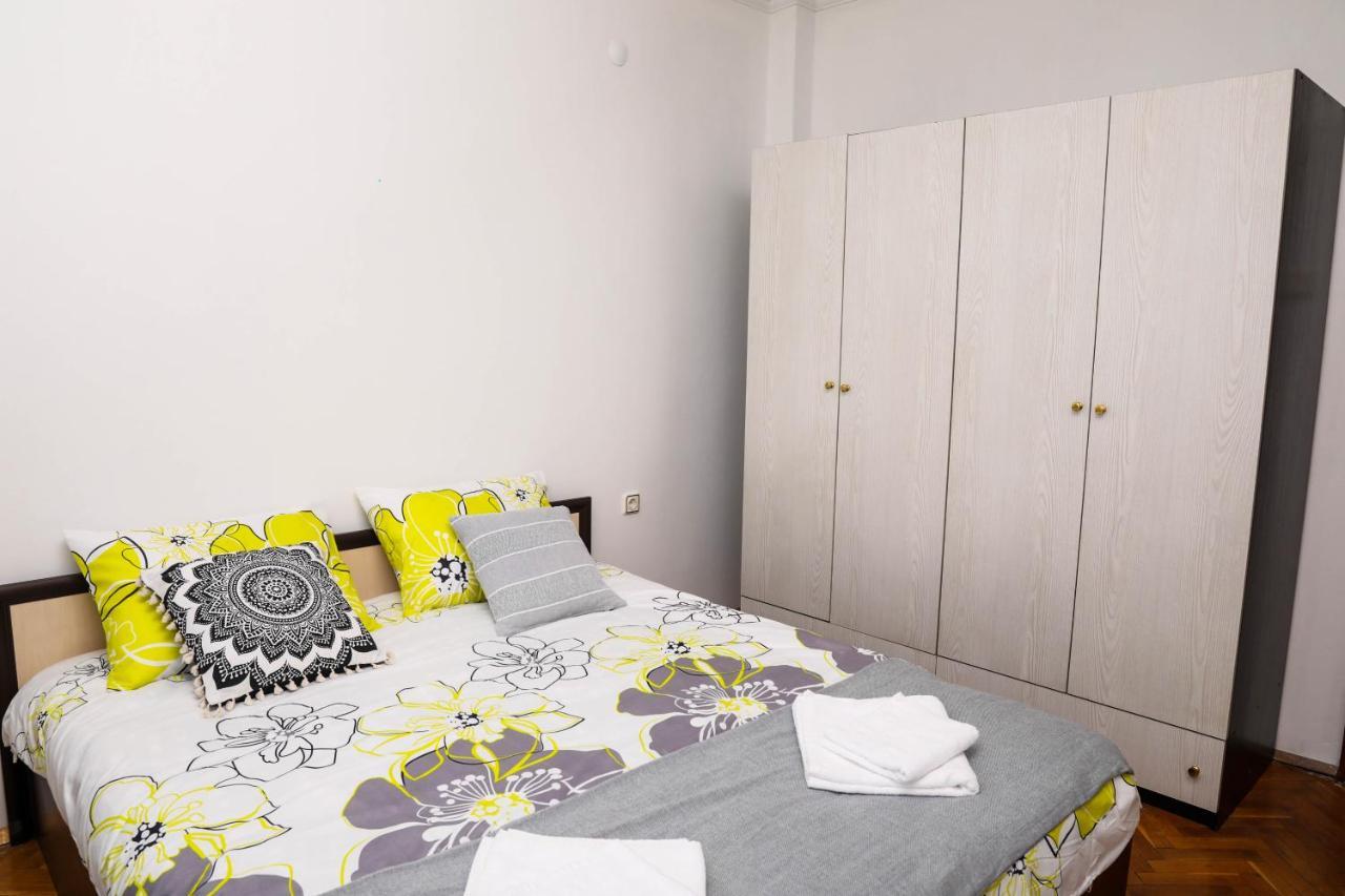 Krichim Apartments,Three-Bedroom, Large Apartment, Top Center Sofia Exterior photo