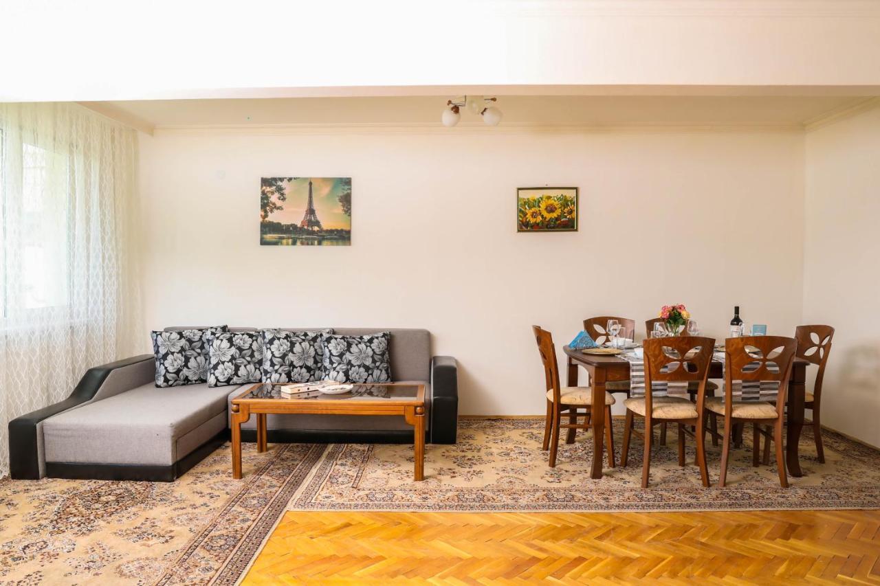 Krichim Apartments,Three-Bedroom, Large Apartment, Top Center Sofia Exterior photo